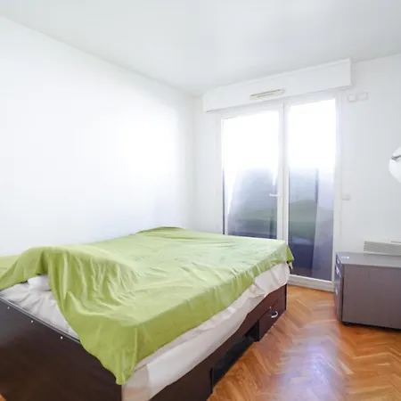 Bright Apt Near The Eiffel Tower *