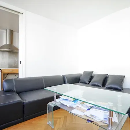 Bright Apt Near The Eiffel Tower Apartment